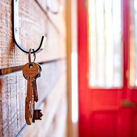 L'Enchantraine - Gite Tout Confort Et Tarif Tout Inclus - Appartement Spacieux Et Accueillant Sur 埃皮纳勒 外观 照片