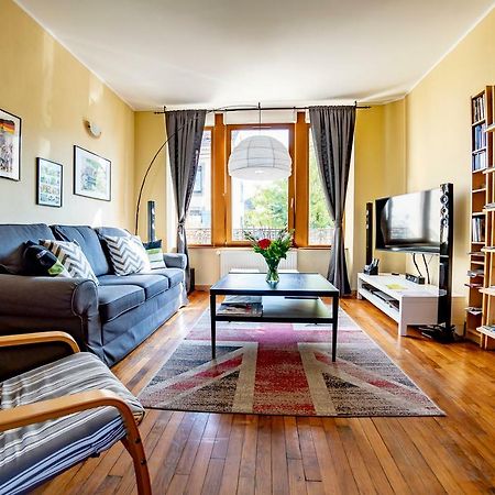 L'Enchantraine - Gite Tout Confort Et Tarif Tout Inclus - Appartement Spacieux Et Accueillant Sur 埃皮纳勒 外观 照片