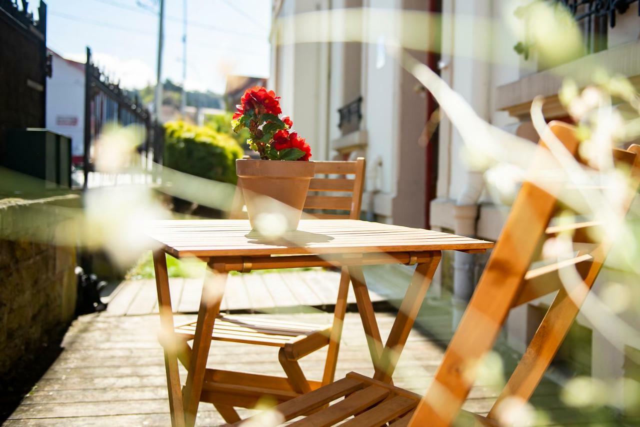 L'Enchantraine - Gite Tout Confort Et Tarif Tout Inclus - Appartement Spacieux Et Accueillant Sur 埃皮纳勒 外观 照片